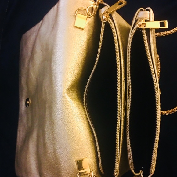 SOLD “Street Level” Label Women’s Purse - Picture 5 of 8